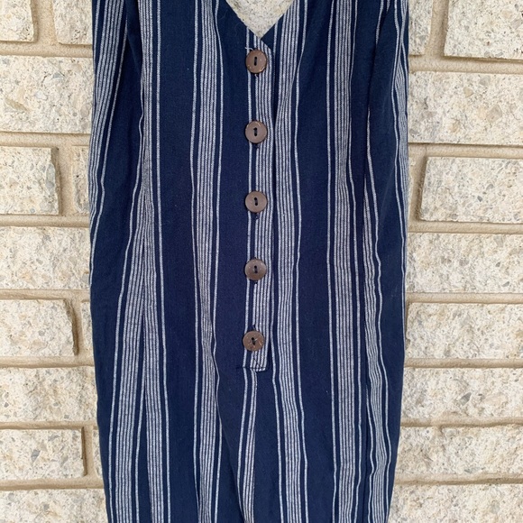 Last chance! Forever21 jumpsuit - Picture 2 of 5